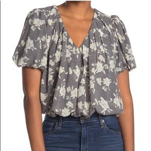 ASTR The Label Floral Bubble Hem Blouse Grey S